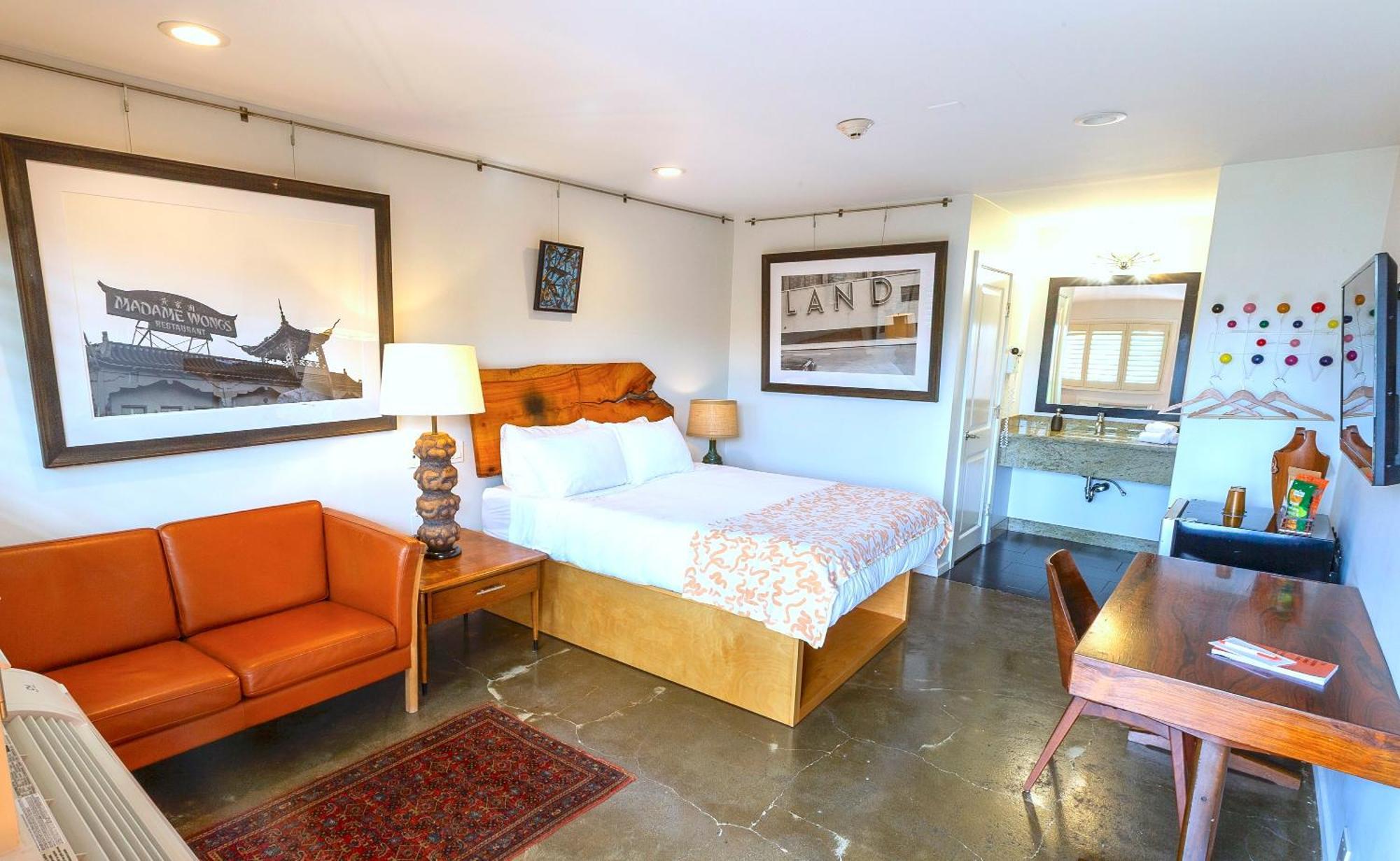 The Astro Motel Santa Rosa Room photo